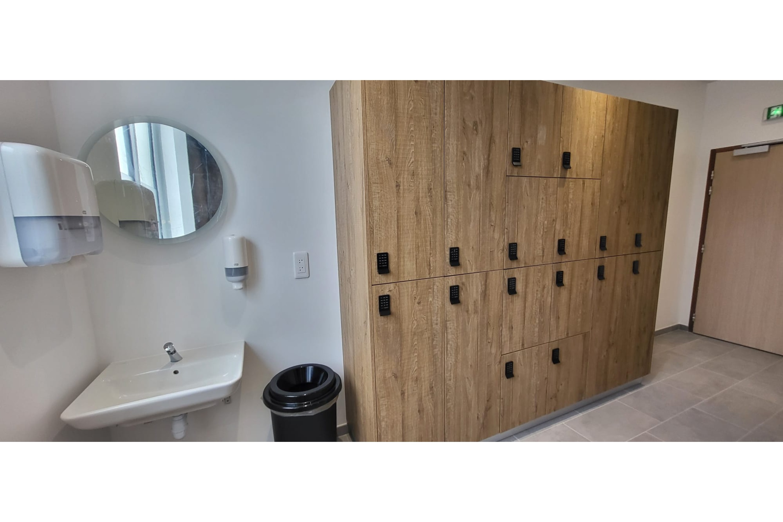 9db90683-e751-48a2-9672-3c085fec4e19 (1)